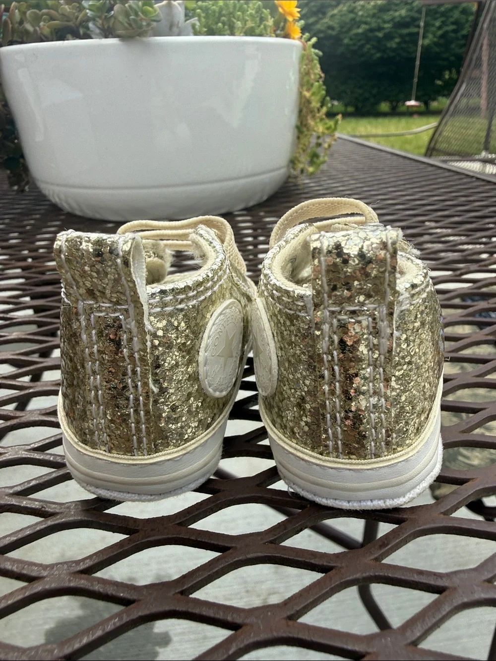 Converse Baby Gold Sparkly Crib Shoes Velcro Closure Size US 1